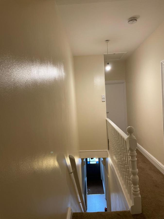 Rooms In A Victorian Comfortable 4-Bedroom House In Milton Keynes Rooms Not En-Suites Wolverton  Eksteriør billede